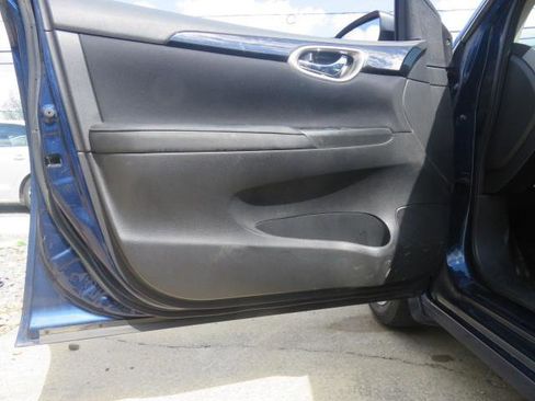Used 2018 Nissan Sentra SV FWD image 13