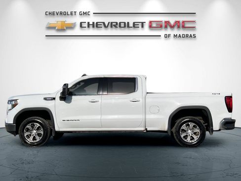 Used 2020 GMC Sierra 1500 SLE w/ SLE Value Package image 6