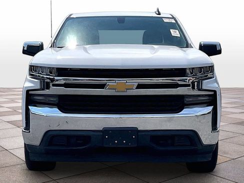 Used 2020 Chevrolet Silverado 1500 LT w/ Convenience Package AWD/4WD image 3