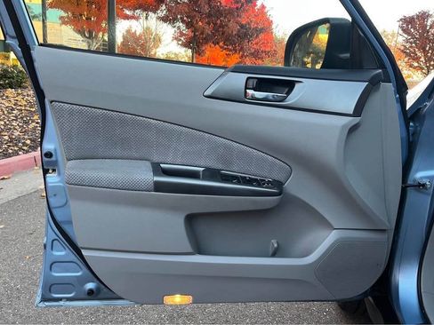 Used 2012 Subaru Forester 2.5XT Premium image 11