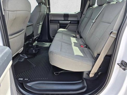 Used 2016 Ford F150 XLT AWD/4WD image 18