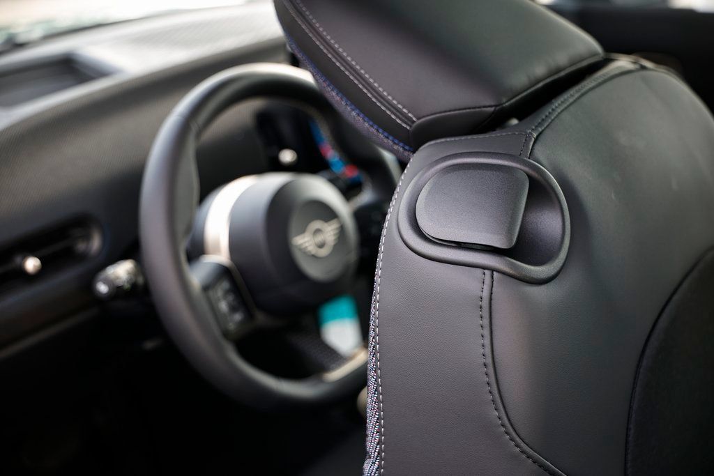 New 2026 MINI Cooper S FWD image 26