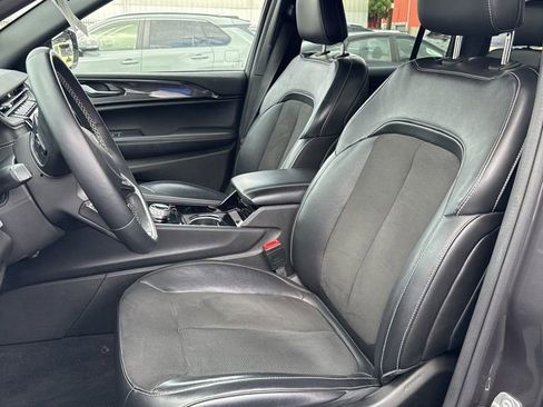 Used 2022 Jeep Grand Cherokee Altitude image 19