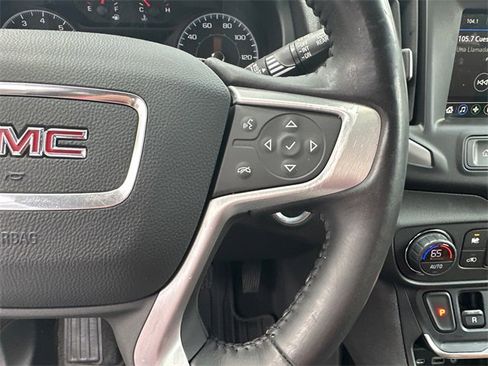 Used 2018 GMC Terrain SLE w/ Driver Convenience Package image 18