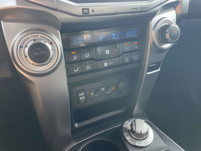 Used 2016 Toyota 4Runner Limited AWD/4WD image 28