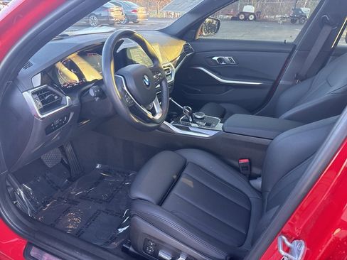 Used 2020 BMW 330i xDrive Sedan w/ Premium Package image 10