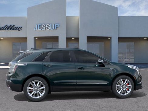 New 2025 Cadillac XT5 Sportv image 5