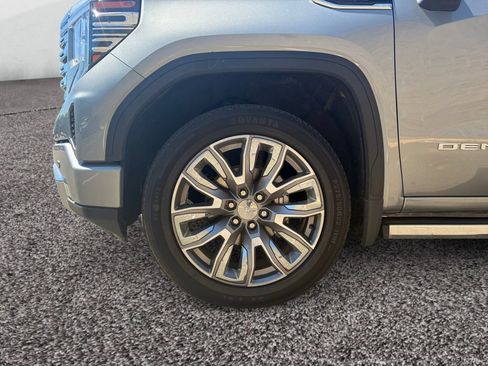 Used 2023 GMC Sierra 1500 Denali w/ Denali Reserve Package AWD/4WD image 9