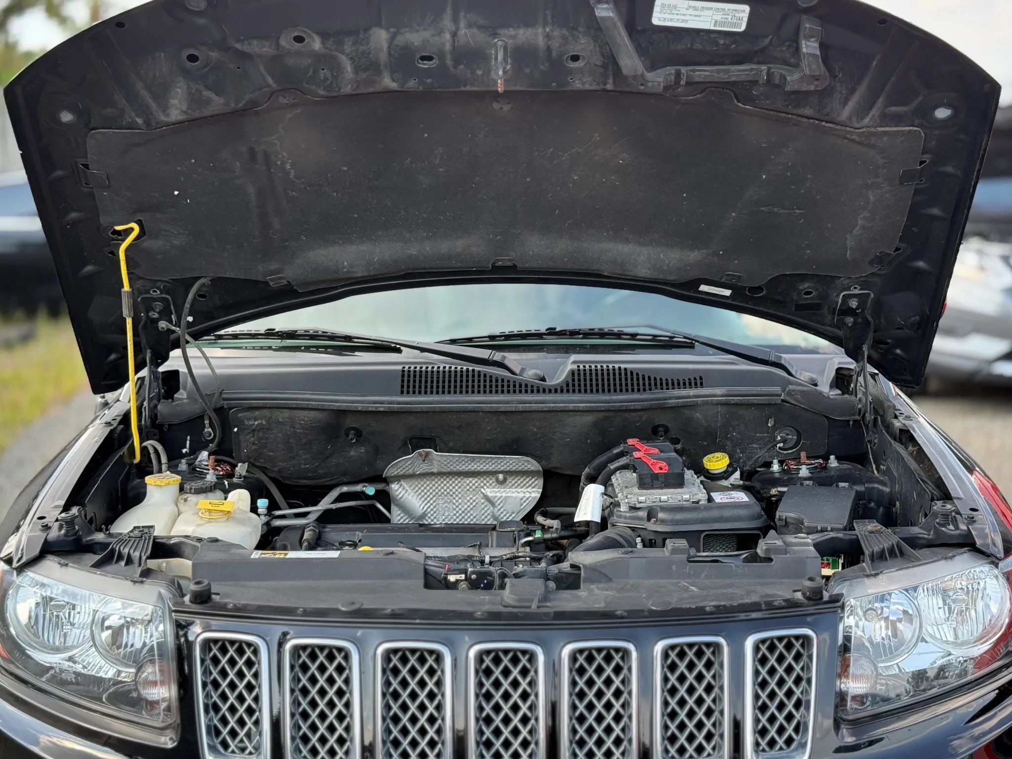 Used 2016 Jeep Compass High Altitude FWD image 29