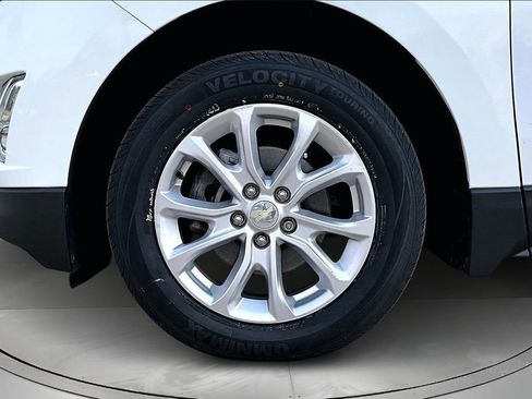 Used 2018 Chevrolet Equinox LT image 28