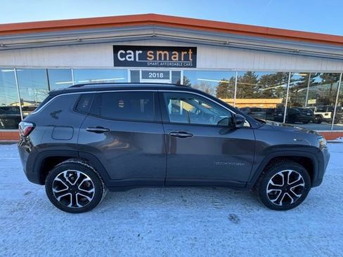 Used 2022 Jeep Compass Limited image 8