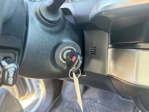 Used 2022 Toyota Tacoma SR5 w/ Technology Package image 22