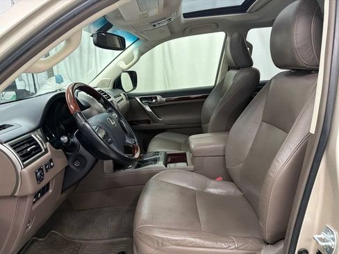Used 2016 Lexus GX 460 w/ Premium Package AWD/4WD image 13