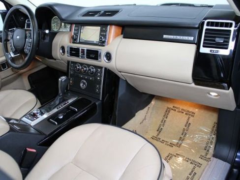 Used 2012 Land Rover Range Rover HSE image 20