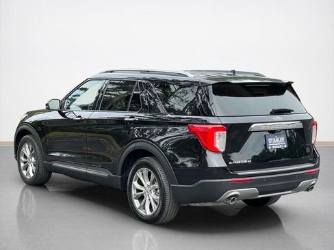 Used 2023 Ford Explorer Limited w/ Equipment Group 301A RWD image 5