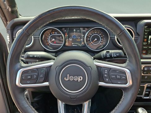 Certified 2022 Jeep Wrangler Unlimited Sahara w/ LED Lighting Group AWD/4WD image 20