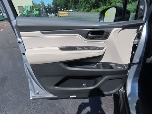 New 2026 Honda Odyssey EX-L image 16