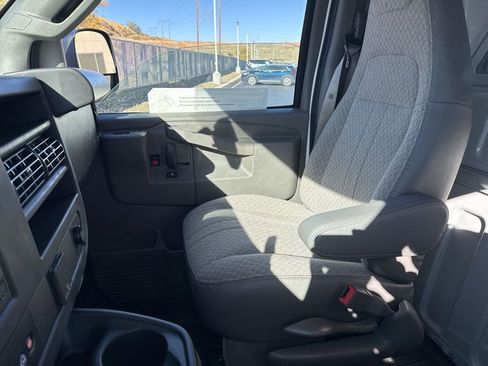 New 2025 Chevrolet Express 2500 w/ Driver Convenience Package image 40
