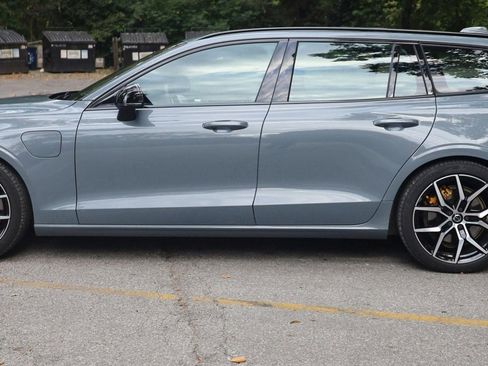 Used 2023 Volvo V60 T8 Polestar image 3