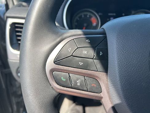 Used 2021 Jeep Cherokee Limited w/ Elite Package image 11