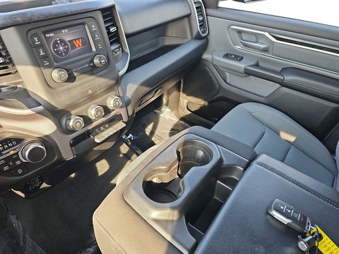 Used 2022 RAM 1500 Big Horn AWD/4WD image 22