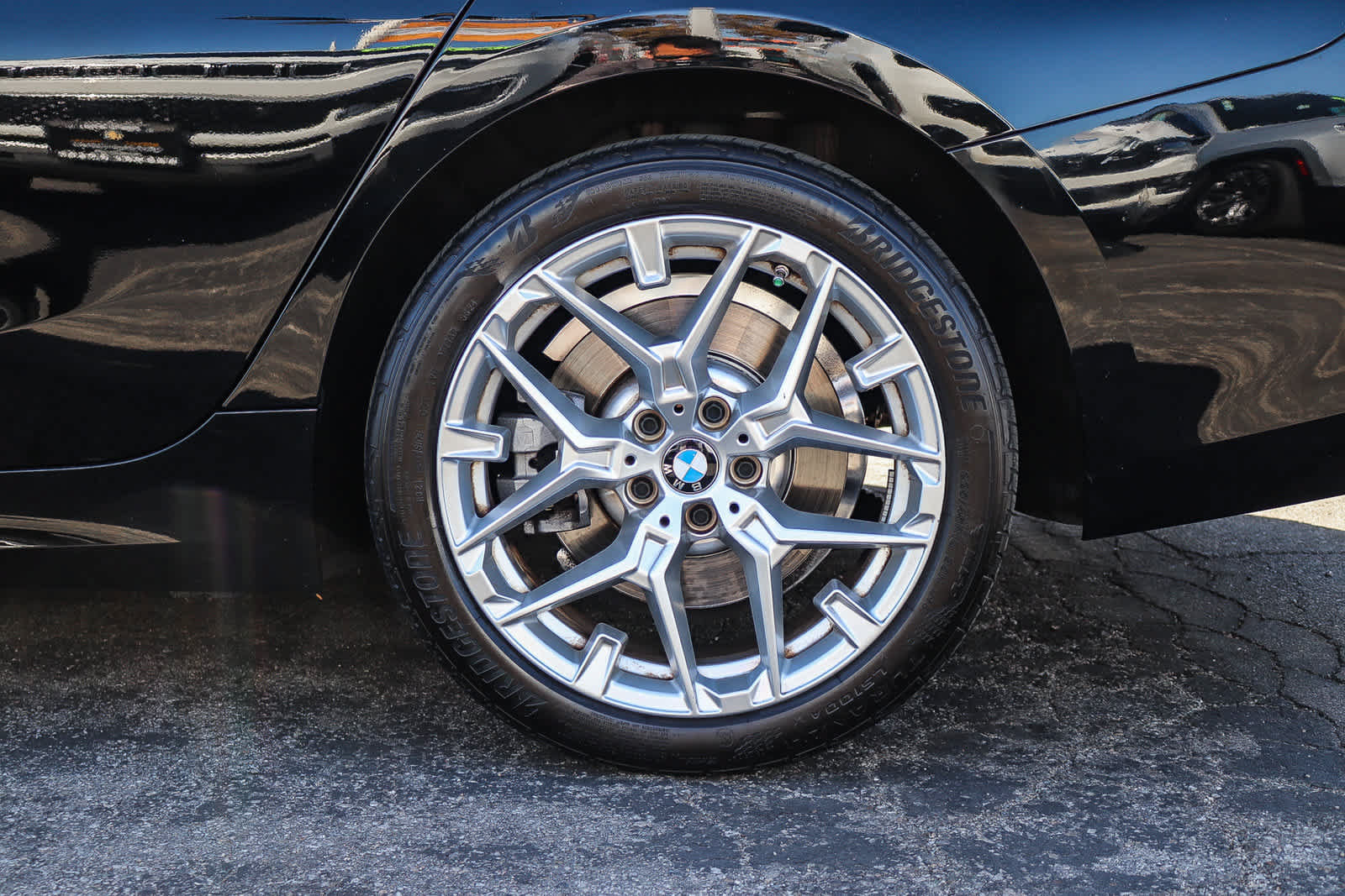 Used 2025 BMW 330i Sedan RWD image 11