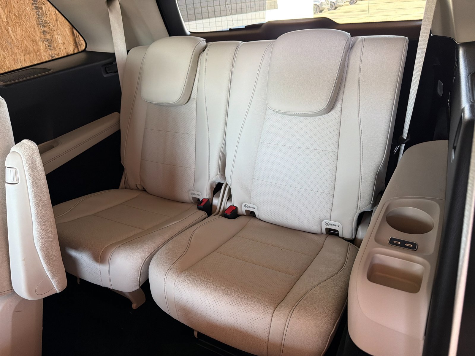 Used 2024 Mercedes-Benz GLS 450 4MATIC image 14