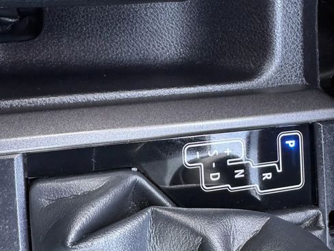 Used 2022 Toyota Tacoma TRD Off-Road w/ Technology Package image 36