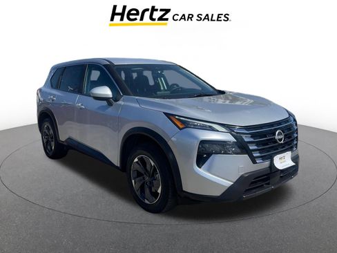 Used 2025 Nissan Rogue SV image 1