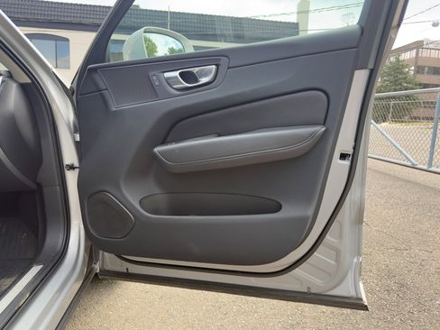 Certified 2023 Volvo XC60 B5 Core w/ Climate Package image 22