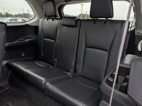 Used 2024 Toyota Grand Highlander AWD image 29