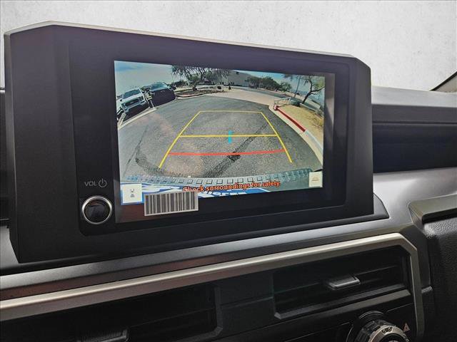 Used 2025 Toyota 4Runner SR5 AWD/4WD image 14