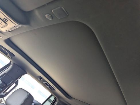 Used 2021 GMC Yukon Denali w/ Denali Ultimate Package image 14