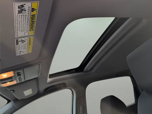 Used 2022 Honda CR-V EX-L image 16