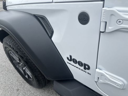New 2024 Jeep Wrangler Unlimited Sport image 10
