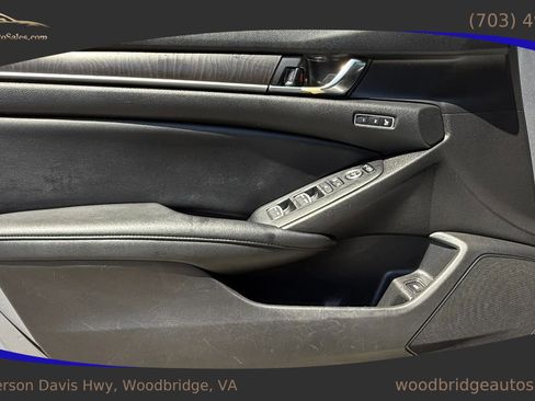 Used 2021 Honda Accord EX-L image 10