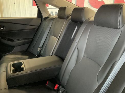 Used 2025 Honda Accord Touring image 34