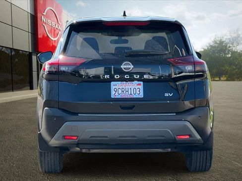 Used 2022 Nissan Rogue SV image 8
