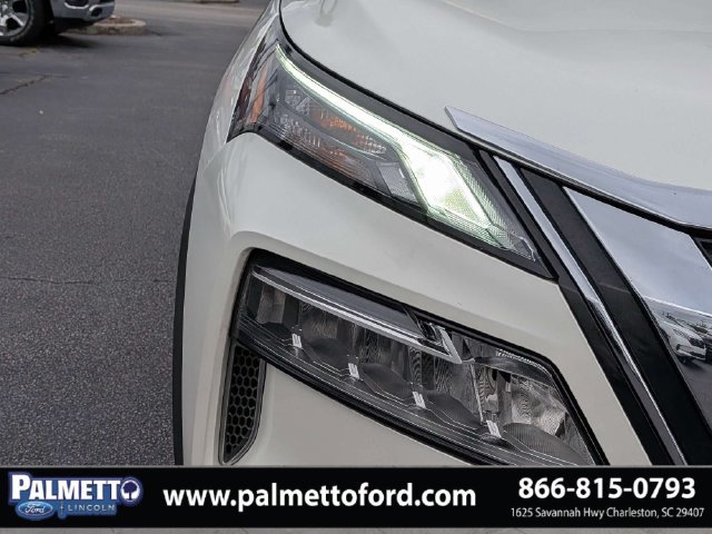 Used 2021 Nissan Rogue SL w/ Premium Package FWD image 9