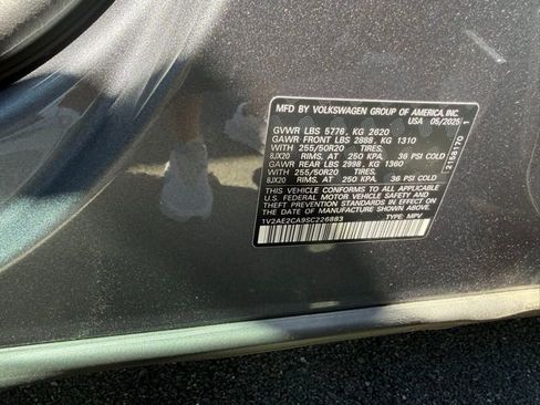 Used 2025 Volkswagen Atlas Cross Sport SEL R-Line AWD/4WD image 34