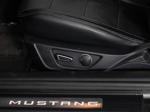 Used 2016 Ford Mustang Premium RWD image 17