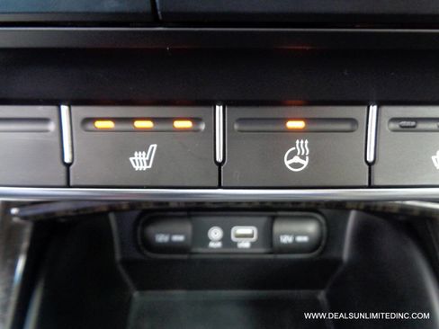 Used 2019 Kia Sorento EX w/ EX Touring Package image 15