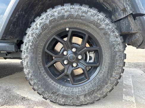 Used 2025 Jeep Wrangler Unlimited Sport S 4xe AWD/4WD image 21
