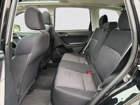 Used 2016 Subaru Forester 2.5i Premium w/ All-Weather Package AWD/4WD image 11