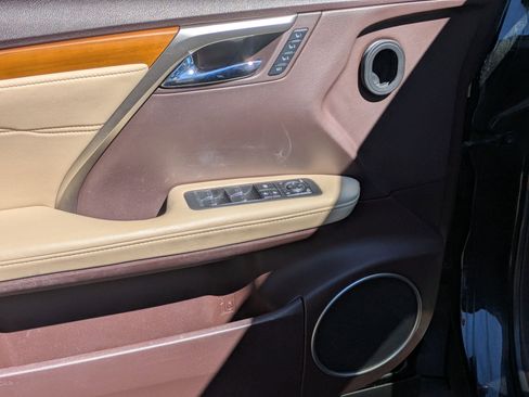 Used 2019 Lexus RX 450h AWD image 15