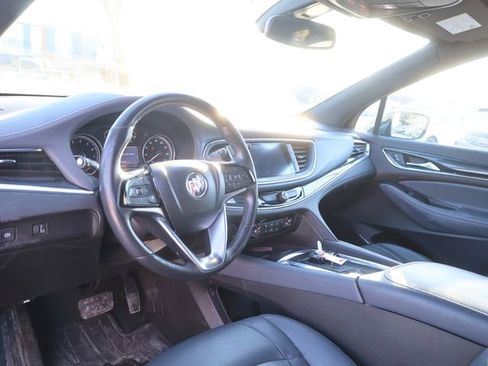 Used 2023 Buick Enclave Essence AWD/4WD image 26