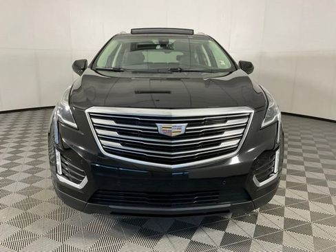 Used 2019 Cadillac XT5 Premium Luxury w/ Driver Assist Package AWD/4WD image 2