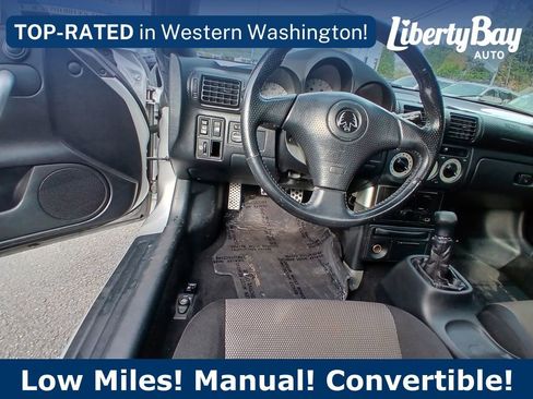 Used 2000 Toyota MR2 Base image 16