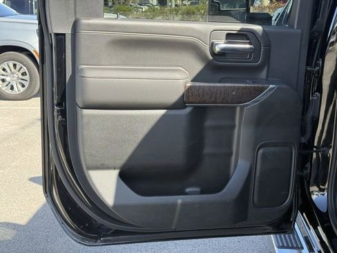 Used 2020 GMC Sierra 2500 Denali w/ Denali Ultimate Package image 32