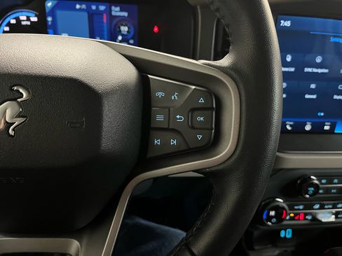 Used 2024 Ford Bronco Wildtrak image 13